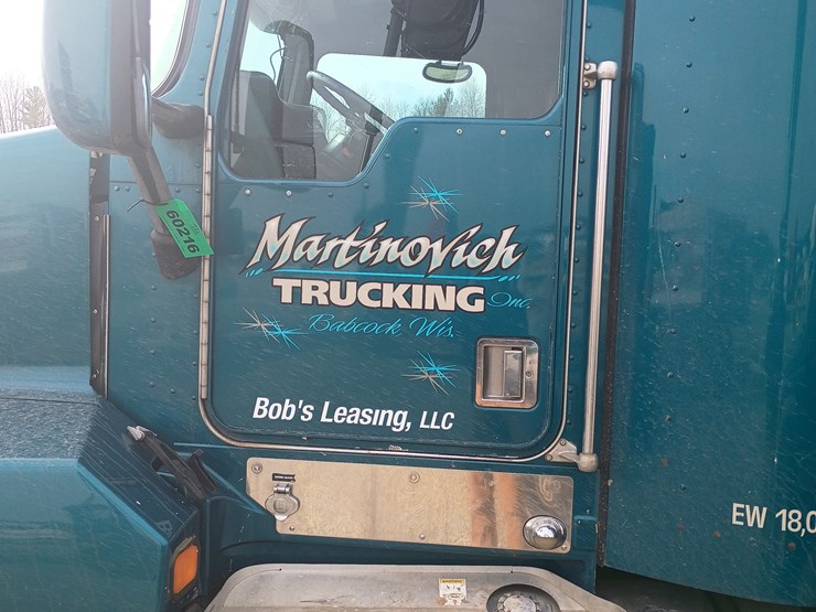 2002-kenworth-t600-image-9