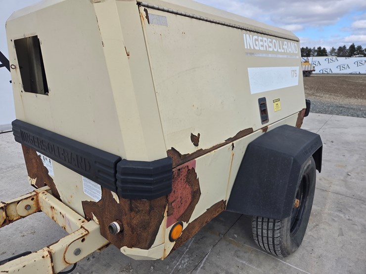 1999-ingersoll-rand-p175-image-11