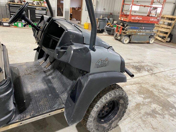 2019-club-car-carryall-1700-image-28