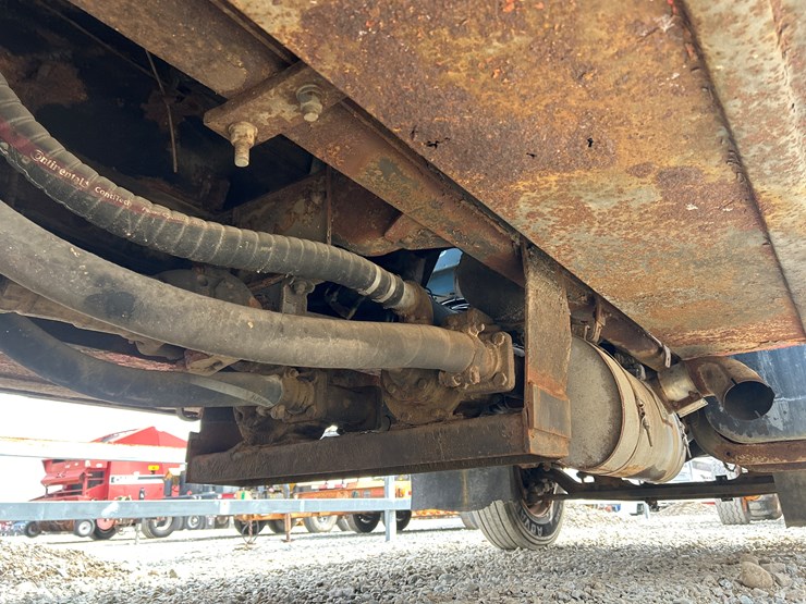 1999-caterpillar-3126-image-39