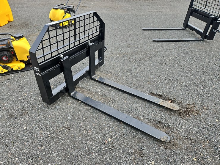 jbx-4000-48"-forks-image-2