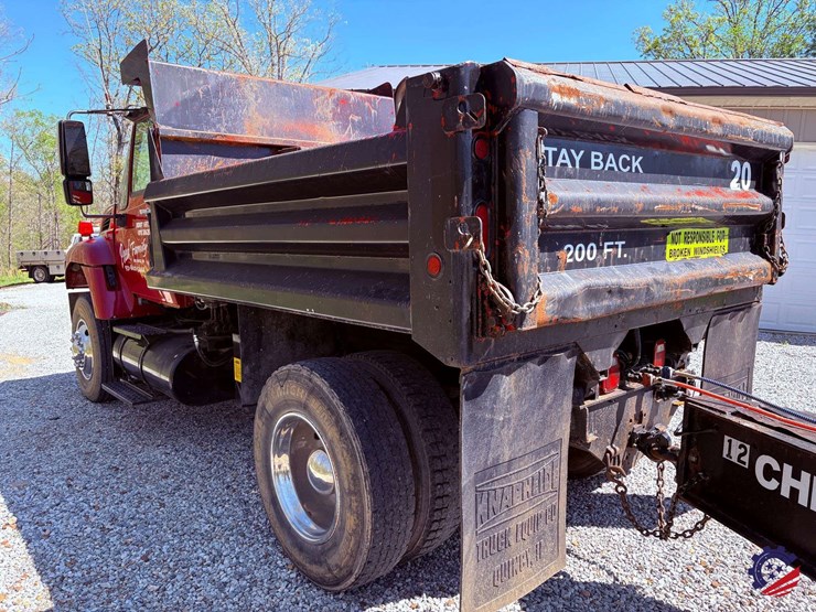 2007-international-7400-image-3