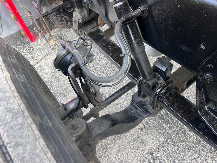 1998-peterbilt-379-image-75