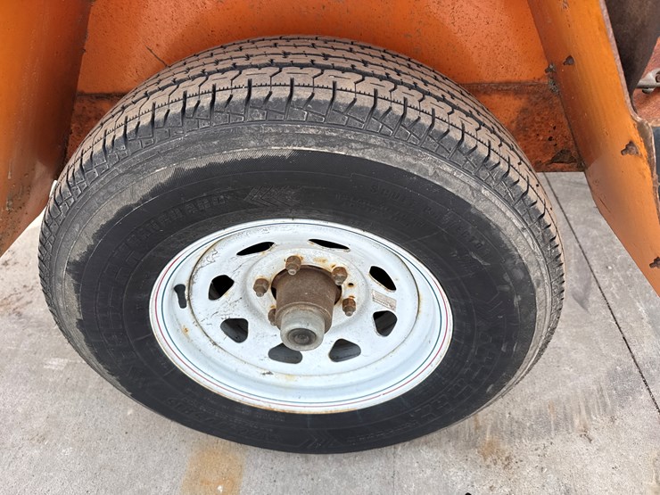 2009-massey-ferguson-8-image-31