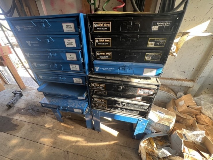 2013-w-w-t/a-cargo-trailer-image-16