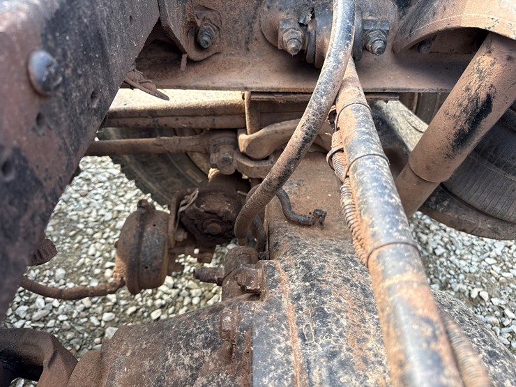 2004-peterbilt-378-image-34