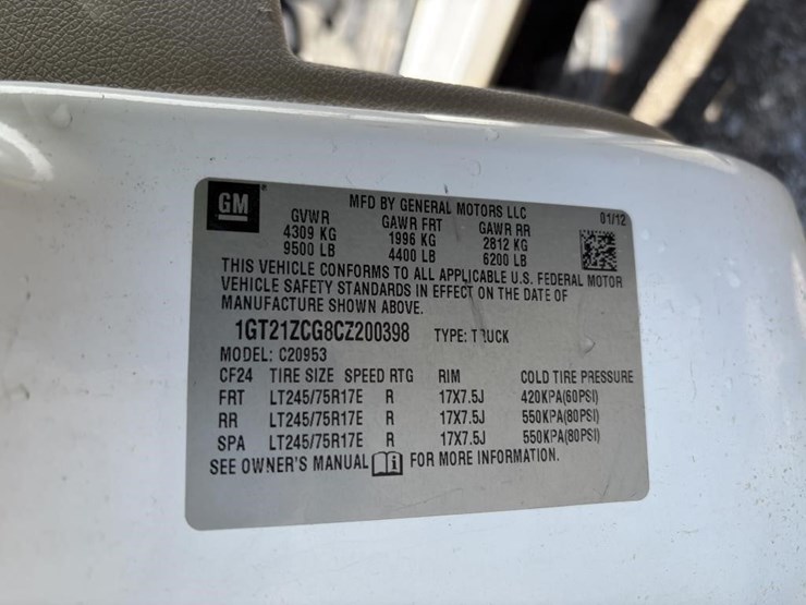 2012-gmc-sierra-2500-image-19