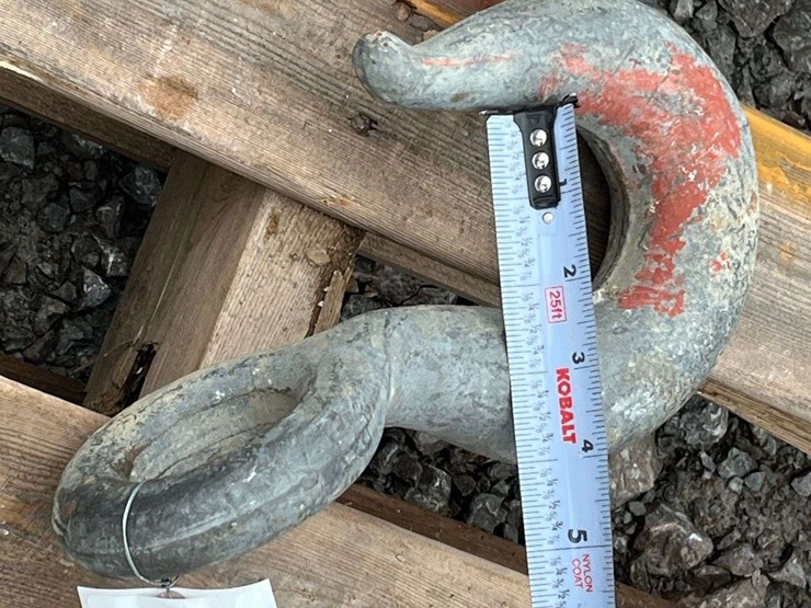 super-duty-crane-hook-image-4