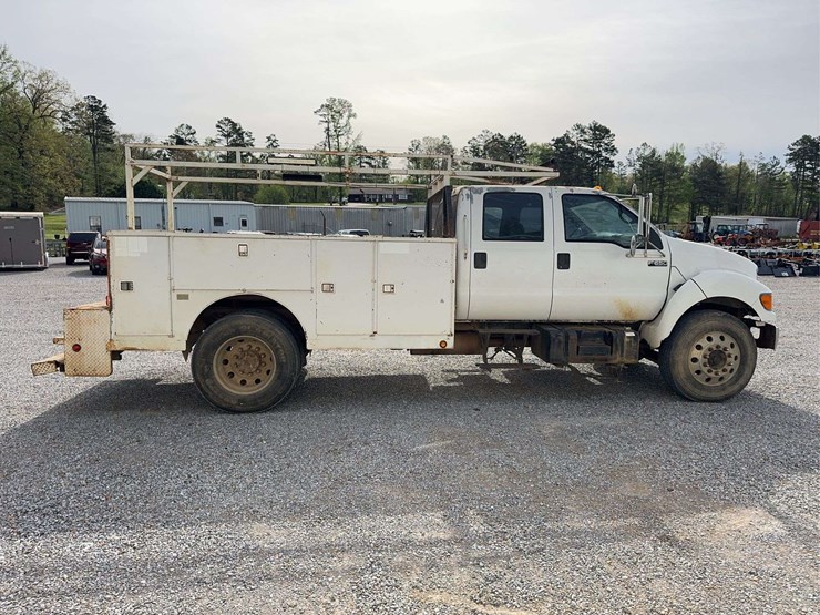 2002-ford-f650-image-7