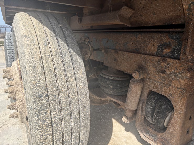 1999-sterling-l9513-image-66