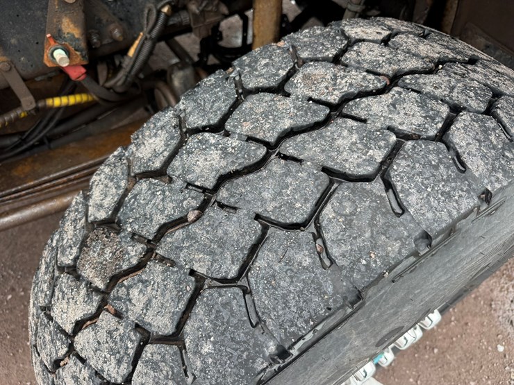 2011-kenworth-t800-image-77