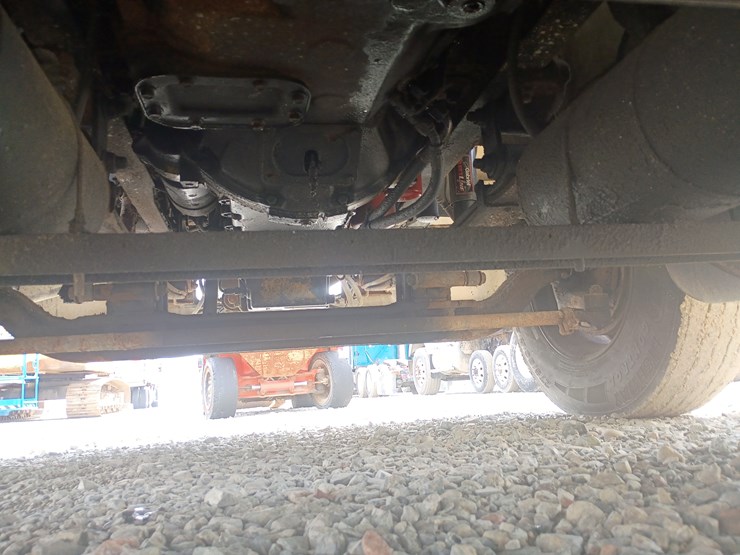 2000-international-9200i-image-65