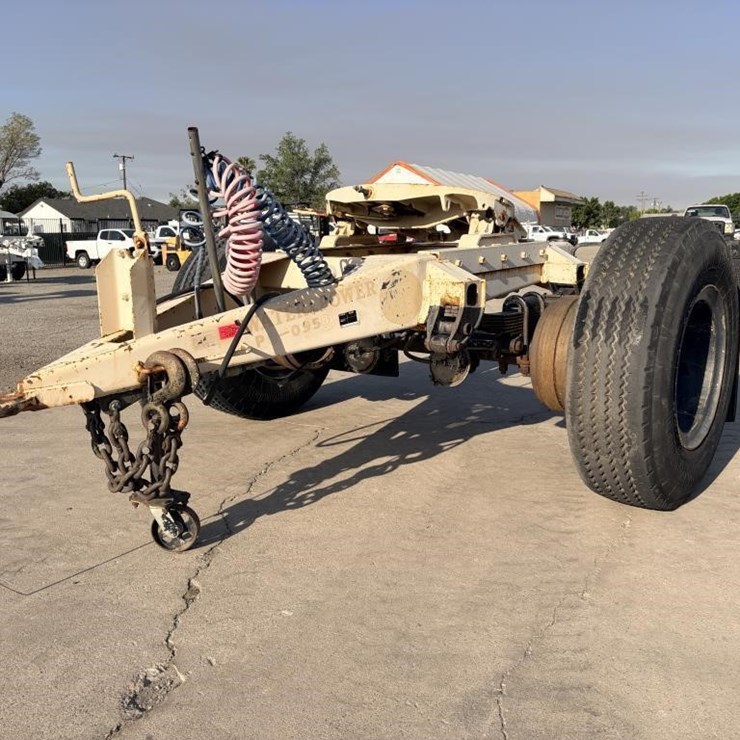 1989 Eight Point EPDFCV-M2 Fifth Wheel Dolly