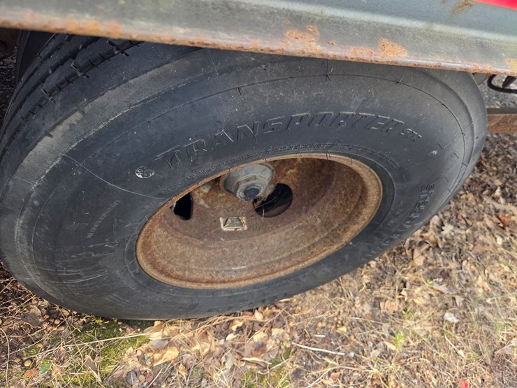 #2358-•-2006-iron-steer-8r20hdi-roll-off-trailer-image-32