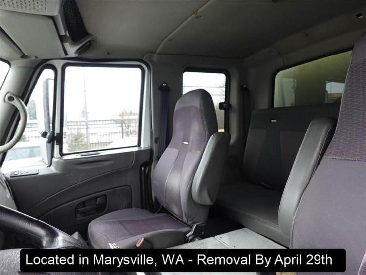 2008-international-7400-image-29