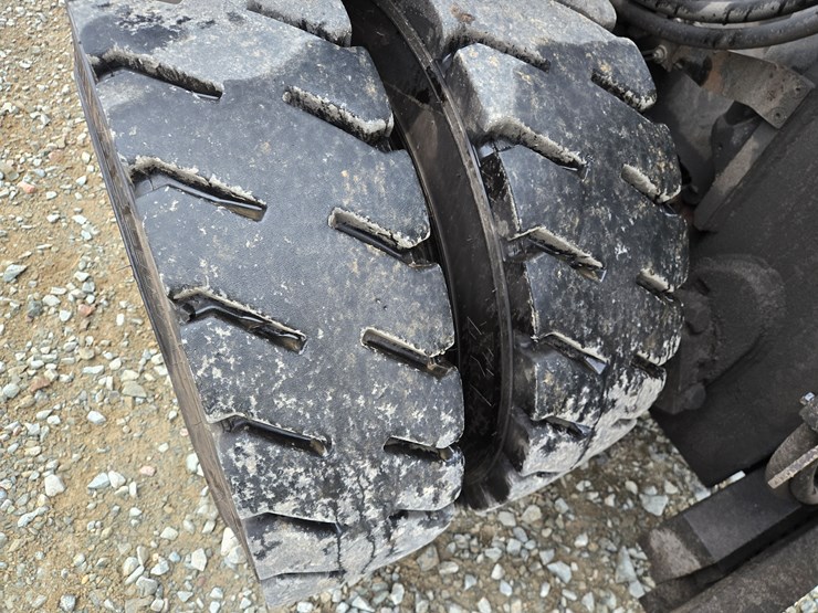 2015-linde-h80d-image-42