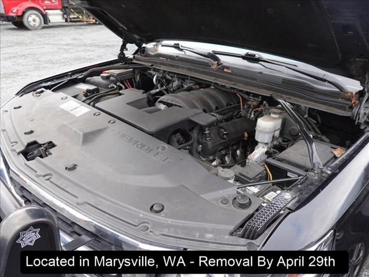 2017-chevrolet-tahoe-image-24