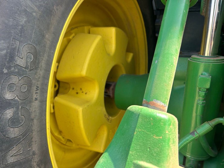 2017-john-deere-8270r-image-6
