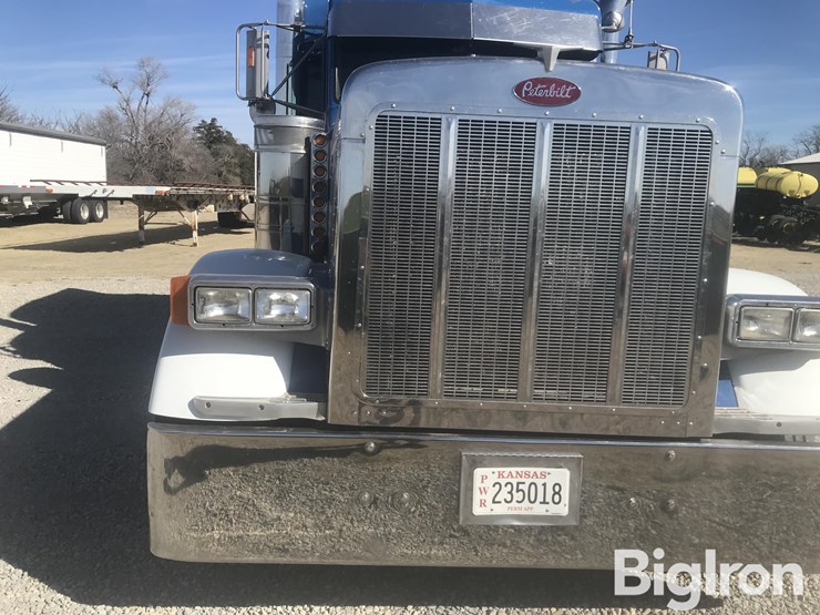 2001-peterbilt-379-image-12
