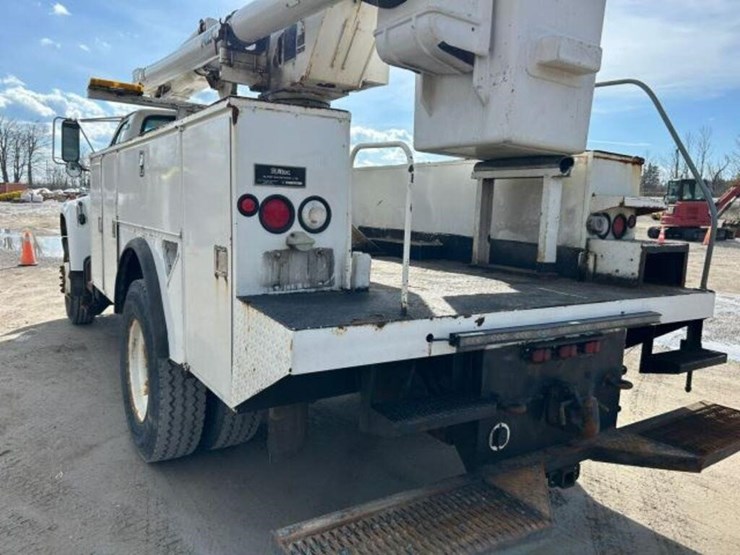 1997-ford-f800-image-42