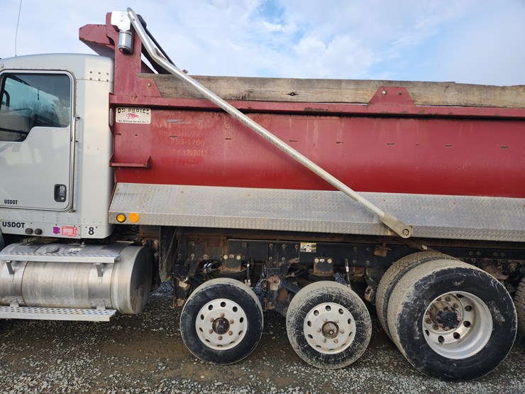 2016-kenworth-t400-image-17