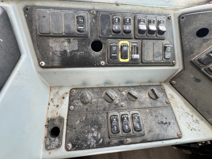 2008-caterpillar-c7-image-22