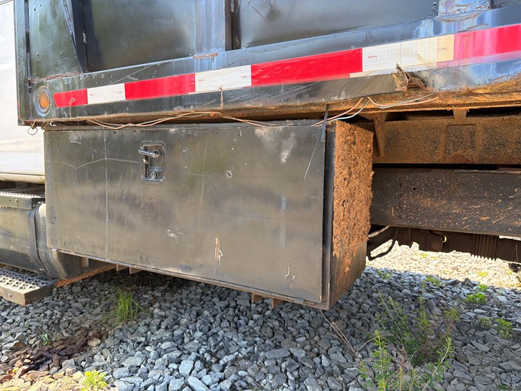 2003-caterpillar-c7-image-12