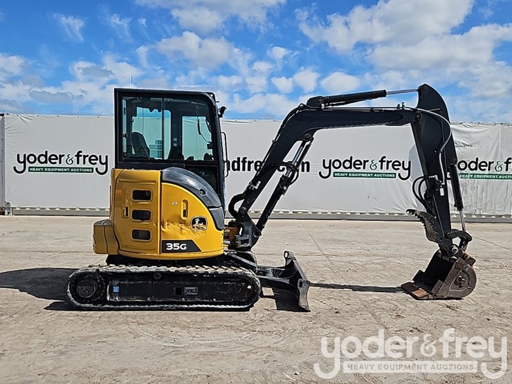 2022-deere-35g-image-5