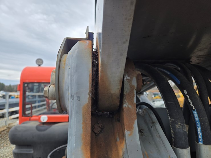 skyjack-sj1056ths-image-53