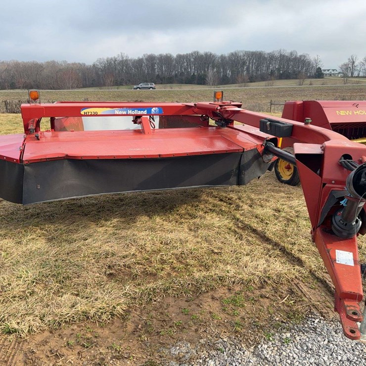NEW HOLLAND H7330