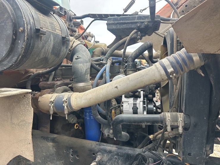 1997-massey-ferguson-8-image-43