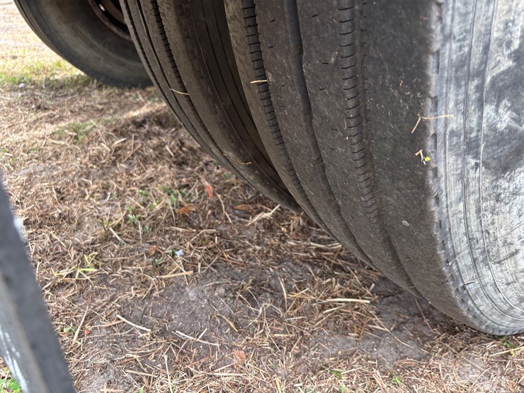 1999-mack-rd600-image-69