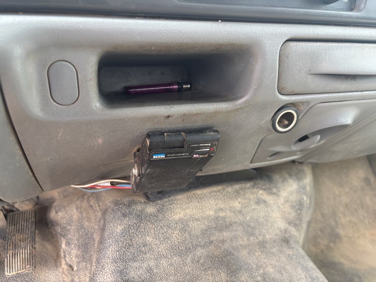 2004-ford-f450-image-32