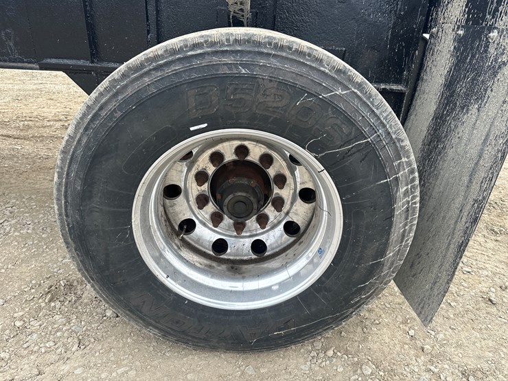 2003-massey-ferguson-8-image-31