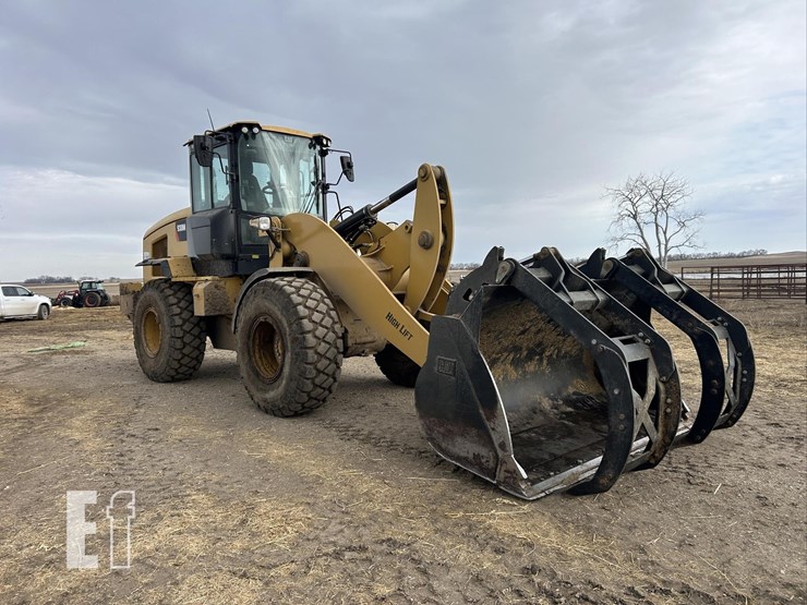 2016-caterpillar-930m-image-13