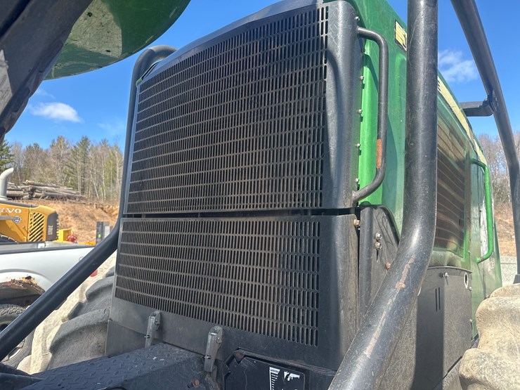 2011-deere-1270e-image-29