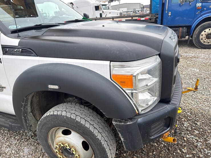 2015-ford-f550-image-11