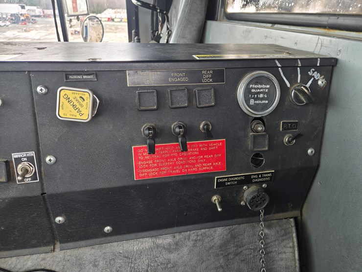 massey-ferguson-8-image-126