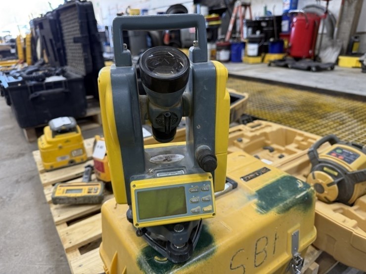 spectra-precision-det-2-theodolite-image-3