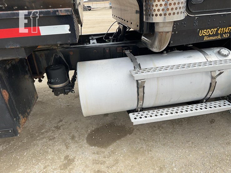 2003-kenworth-t800-image-17