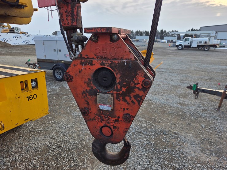 massey-ferguson-8-image-12