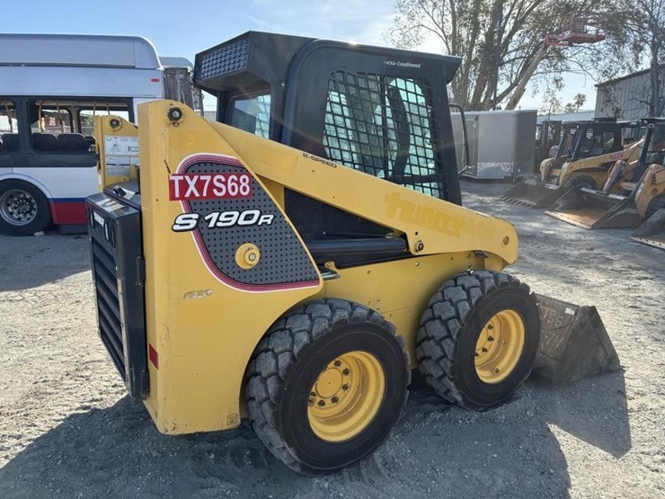 2012-yanmar-s190r-image-3