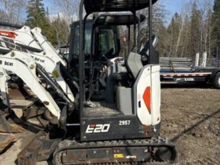 2020-bobcat-e20-image-1