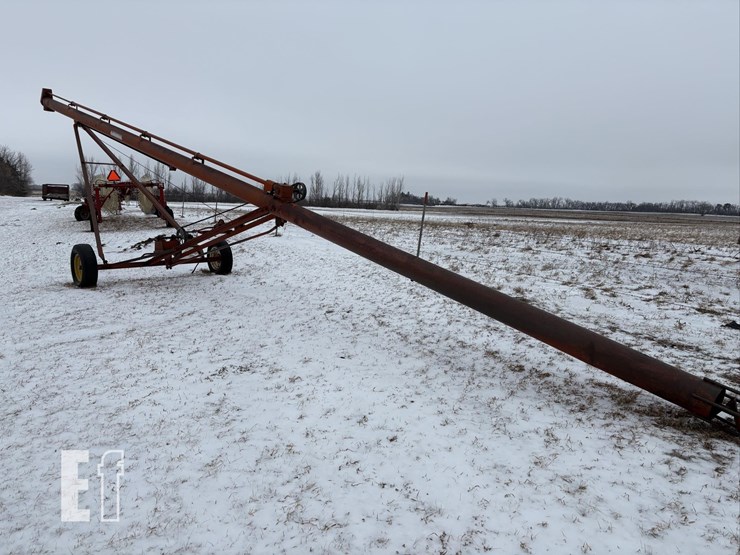 sakundiak-41ft-auger-426-image-1