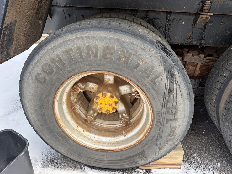 #2018-•-1978-international-f-2275-tandem-axle-water-truck-image-73