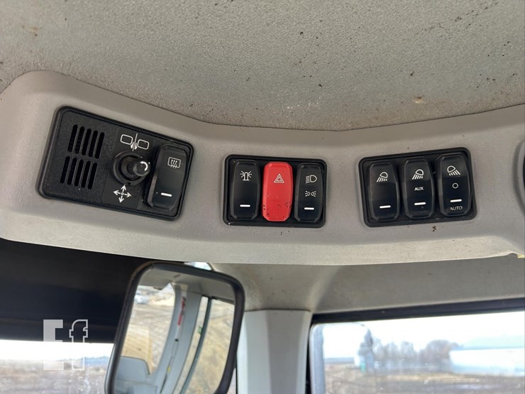 2016-caterpillar-930m-image-59