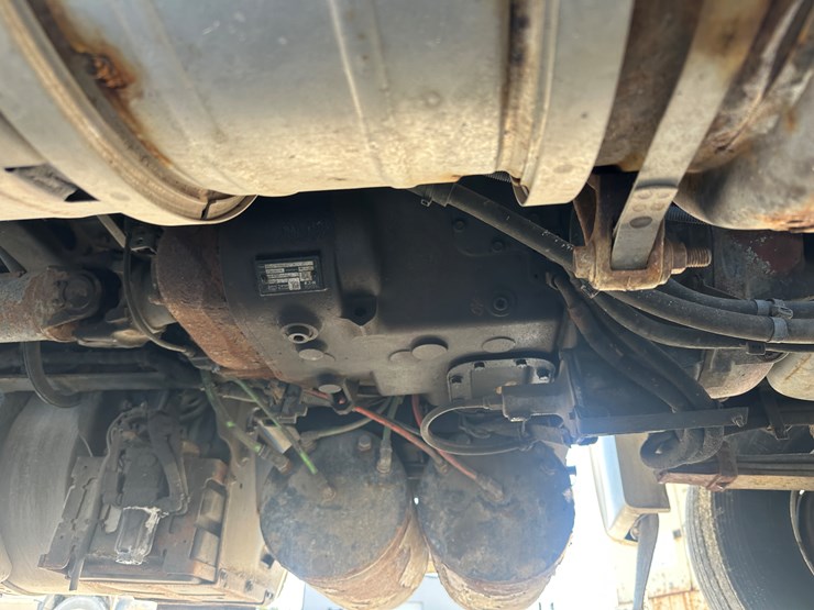 2017-international-lt-image-64