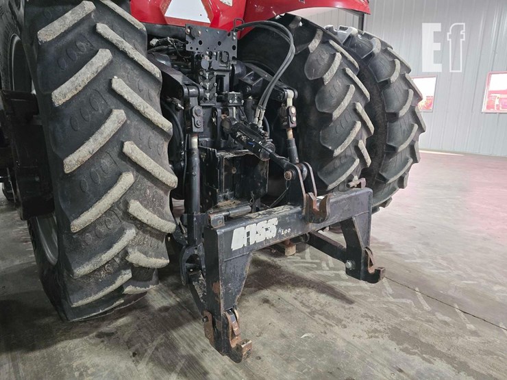 2016-case-ih-magnum-310-cvt-image-10