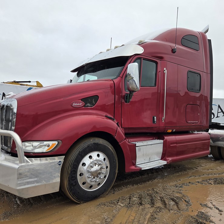 2007 PETERBILT 387