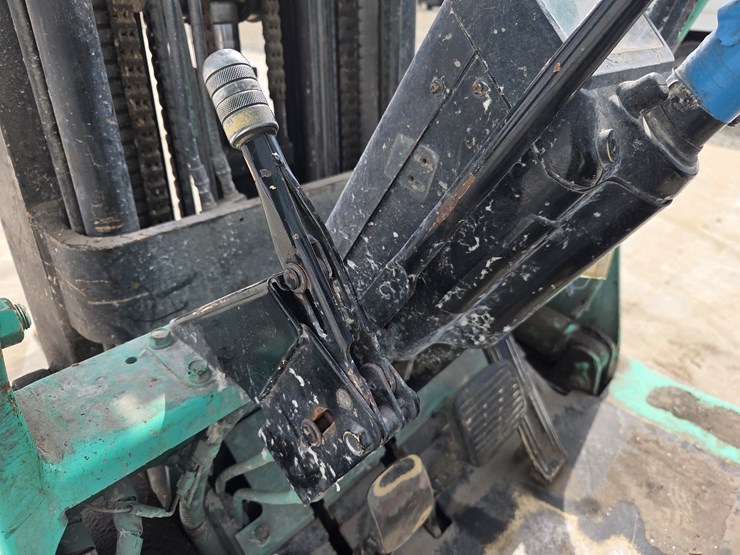 mitsubishi-fgc25-image-25